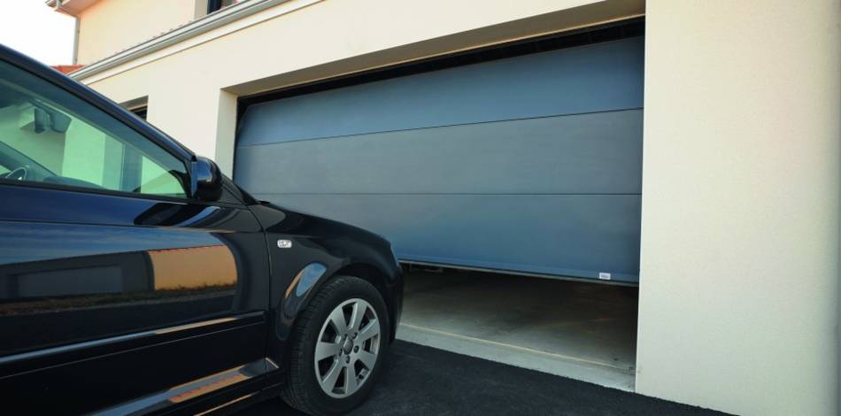 5 IDÉES POUR CHANGER VOTRE PORTE DE GARAGE