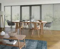 Store à bandes verticales